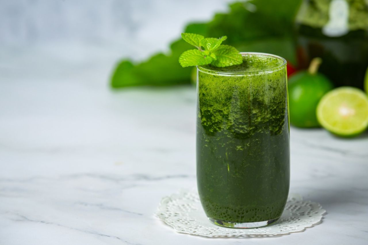 Smoothie'lerdeki Spirulina Mucizesi